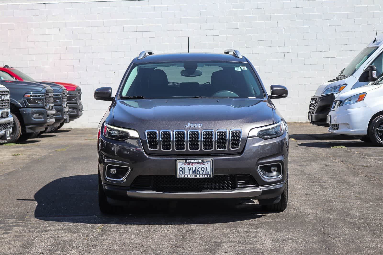 Used 2019 Jeep Cherokee Limited FWD image 2