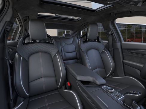 New 2026 Cadillac CT5 V Blackwing w/ Deep Ocean Appearance Package image 40