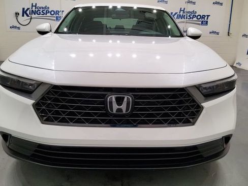 Used 2023 Honda Accord LX image 11