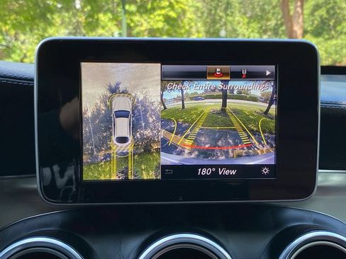 Used 2019 Mercedes-Benz GLC 300 4MATIC Coupe image 26