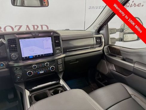Certified 2025 Ford F250 Lariat w/ Lariat Ultimate Package AWD/4WD image 31