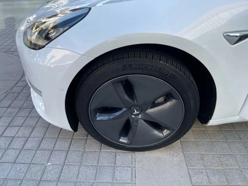 Used 2019 Tesla Model 3 Standard Range Plus RWD image 41