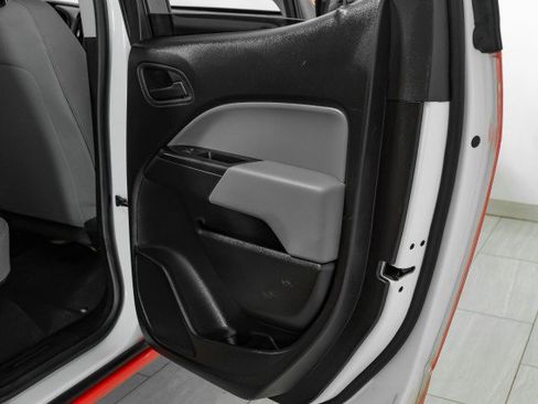 Used 2019 Chevrolet Colorado W/T image 42