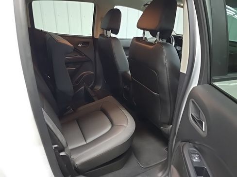 Used 2022 GMC Canyon AT4 AWD/4WD image 17