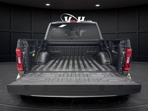 Used 2023 Ford F150 XLT w/ Equipment Group 302A High image 15