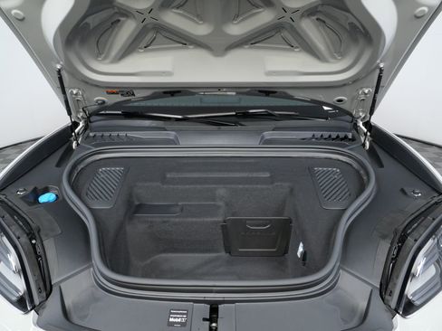 New 2026 Porsche Macan 4 Electric image 31