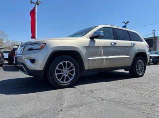 Used 2015 Jeep Grand Cherokee Limited w/ Luxury Group II video 3
