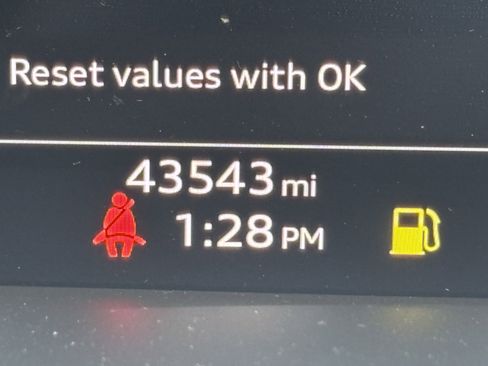 Used 2023 Audi Q7 3.0T Prestige image 24