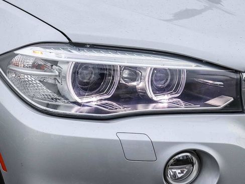 Used 2017 BMW X5 xDrive35i w/ Premium Package image 4