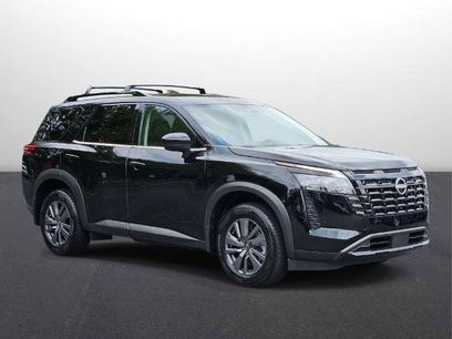 Certified 2026 Nissan Pathfinder SV