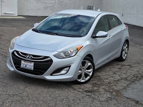 Used 2013 Hyundai Elantra GT w/ Touch & Go Pkg image 3