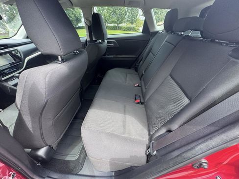 Used 2018 Toyota Corolla iM FWD image 11
