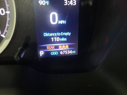 Used 2021 Toyota Corolla LE FWD image 27