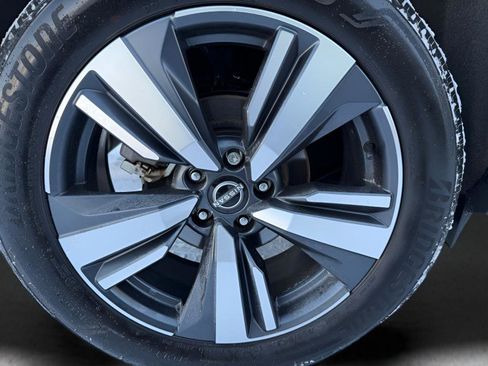 Certified 2023 Nissan Rogue SL w/ SL Premium Package image 32