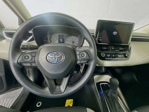 Certified 2025 Toyota Corolla LE FWD image 11