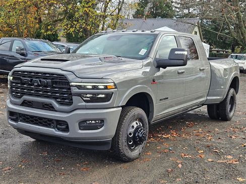 New 2026 RAM 3500 Limited image 3
