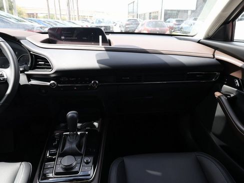 Certified 2025 MAZDA CX-30 AWD 2.5 S w/ Premium Package image 24