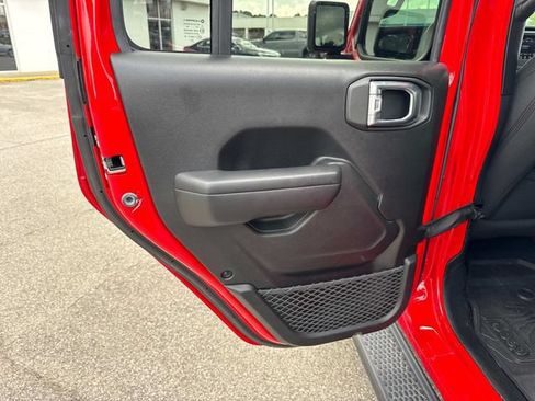 Used 2021 Jeep Wrangler Unlimited Sport AWD/4WD image 15