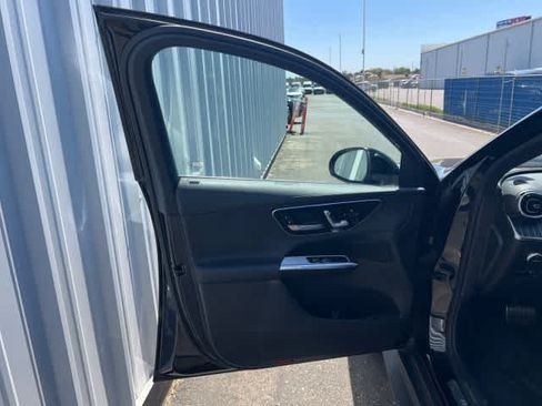 Used 2026 Mercedes-Benz GLC 300 image 13