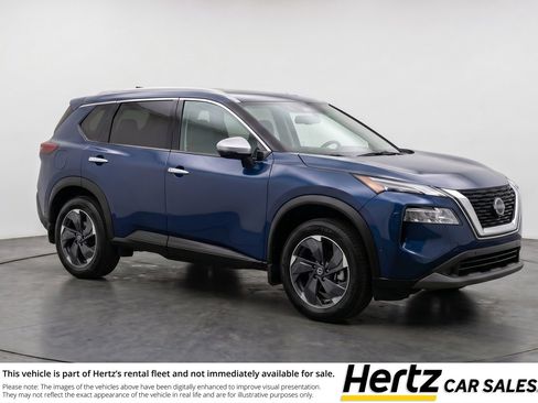 Used 2025 Nissan Rogue SV AWD/4WD image 1