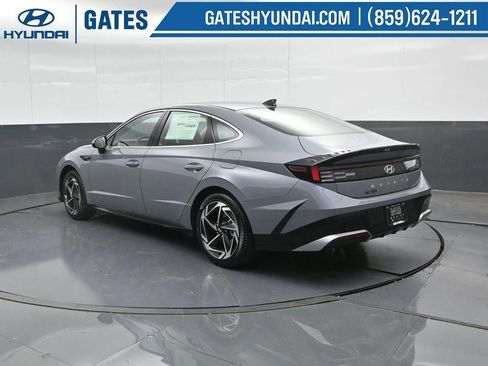 New 2026 Hyundai Sonata SEL image 8