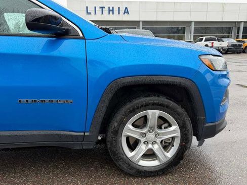 Used 2024 Jeep Compass Latitude image 5