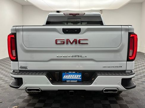 New 2026 GMC Sierra 1500 Denali w/ Denali Reserve Package image 10