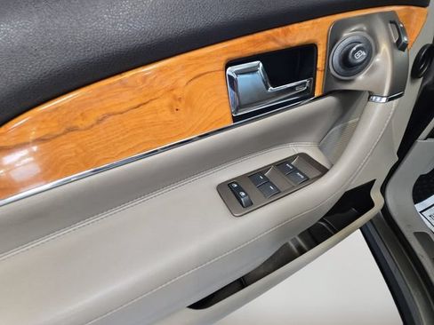 Used 2012 Lincoln MKX AWD image 10