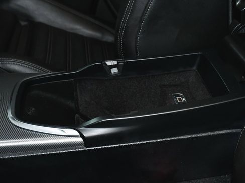 Used 2023 Alfa Romeo Stelvio Veloce image 46