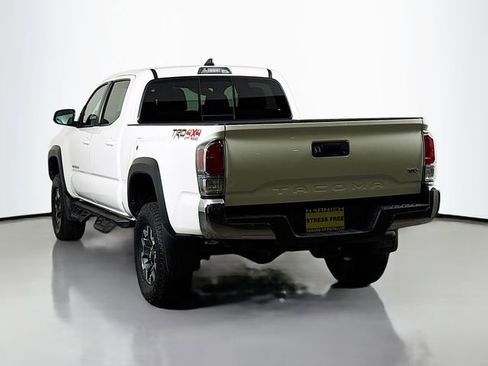 Used 2021 Toyota Tacoma TRD Off-Road image 5