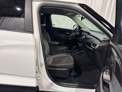 Certified 2023 Chevrolet TrailBlazer LT w/ Convenience Package image 14