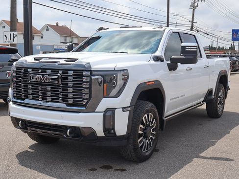 Used 2024 GMC Sierra 2500 Denali Ultimate w/ LPO, GMC Protection Package AWD/4WD image 11