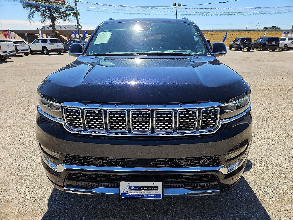 Used 2023 Jeep Grand Wagoneer Series III AWD/4WD image 12