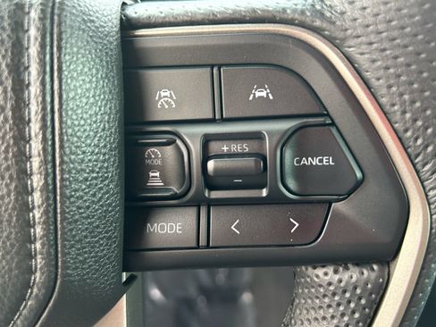 Used 2024 Toyota Tacoma TRD Off-Road w/ TRD Off Road Premium Package AWD/4WD image 32
