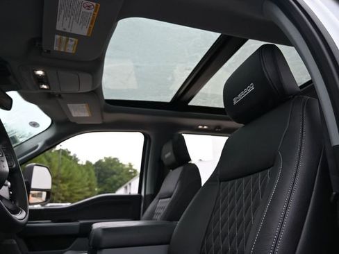 New 2025 Ford F250 XLT w/ Black Appearance Package image 60