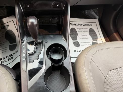 Used 2011 Hyundai Tucson Limited w/ Premium Pkg 3 AWD/4WD image 17