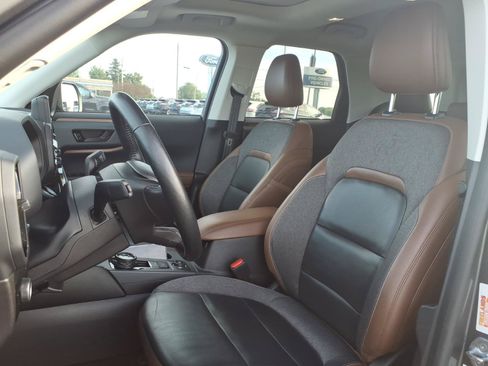 Used 2023 Ford Bronco Sport Outer Banks w/ Tech Package AWD/4WD image 11