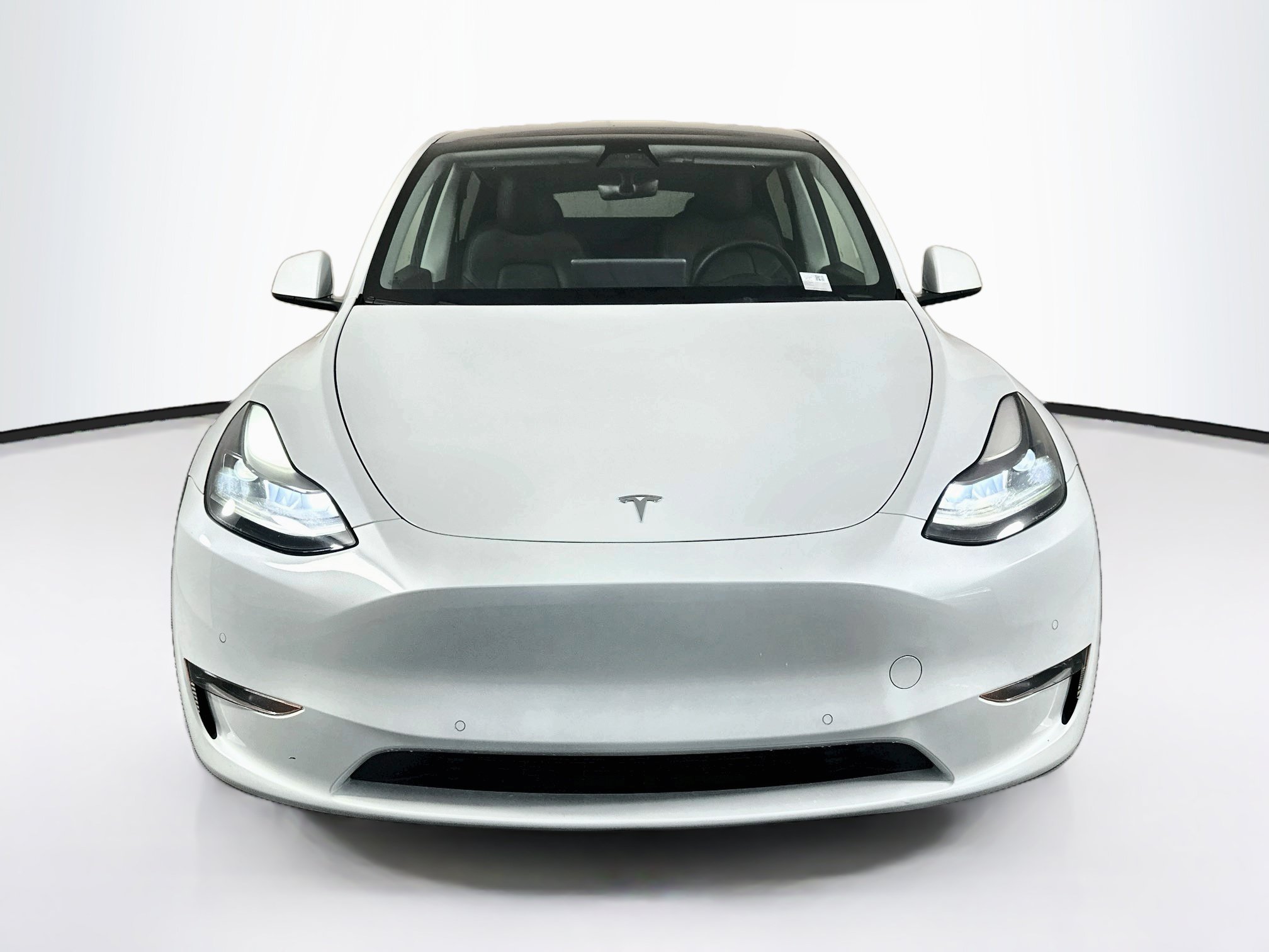 Used 2022 Tesla Model Y Performance AWD/4WD image 2