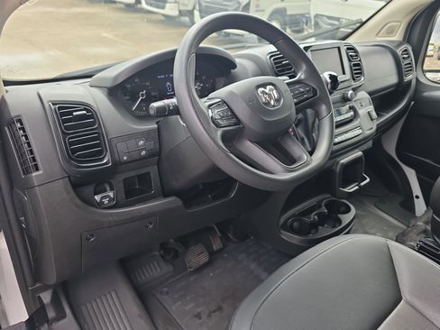 Used 2025 RAM ProMaster 2500 w/ Convenience Group FWD image 20