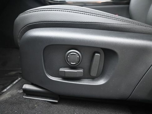 New 2026 Land Rover Range Rover Evoque S image 21