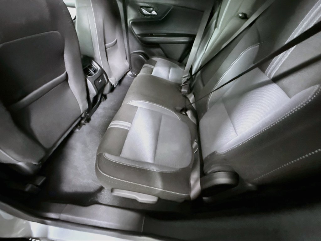 Used 2023 Chevrolet Blazer LT AWD/4WD image 26