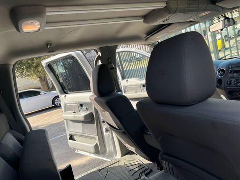 Used 2004 Ford F150 XLT image 12