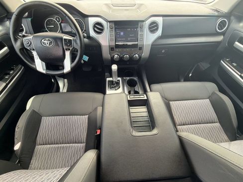 Used 2015 Toyota Tundra SR5 w/ SR5 Upgrade Package RWD image 16