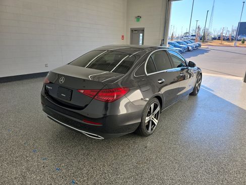 Used 2022 Mercedes-Benz C 300 Sedan image 5