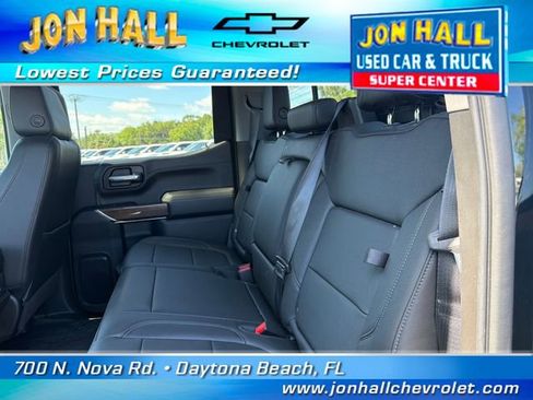 Used 2021 Chevrolet Silverado 1500 LT Trail Boss w/ LT Trail Boss Premium Package AWD/4WD image 17