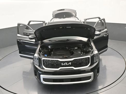 Used 2024 Kia Telluride EX image 75