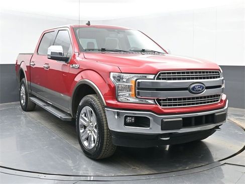 Used 2020 Ford F150 Lariat image 2