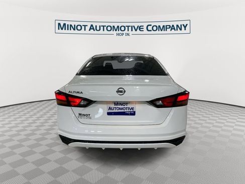 Used 2019 Nissan Altima 2.5 S FWD image 7