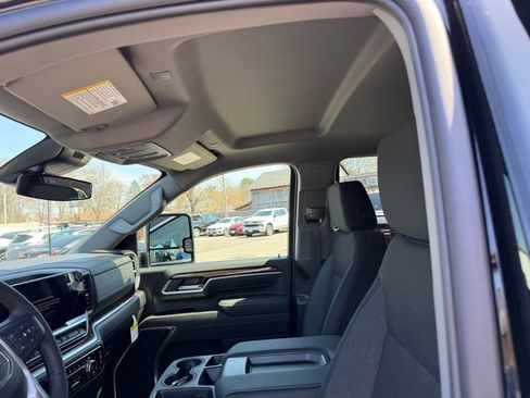 New 2026 GMC Sierra 2500 SLE w/ SLE Convenience Package image 12