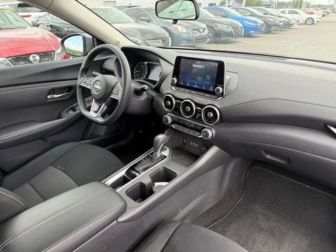 Used 2024 Nissan Sentra SV image 13